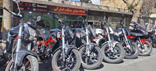 عکس تعمیرگاه خدمات بنلی اصفهان فشارکی