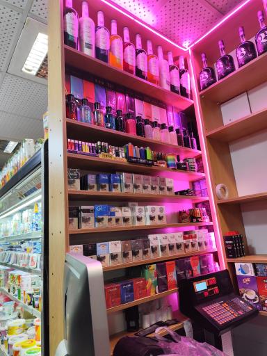 عکس فروشگاه چند منظوره بازارک