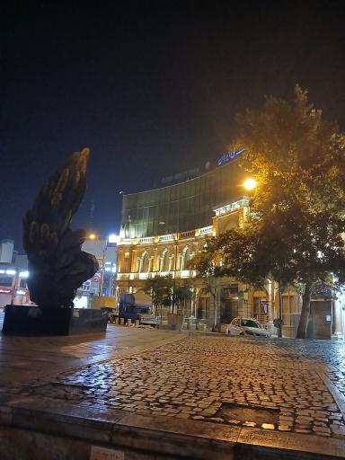 عکس میدان حسن آباد