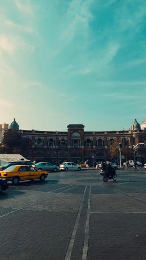 عکس میدان حسن آباد