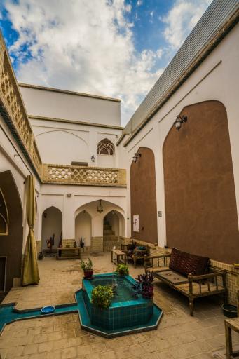 عکس سرای سهراب سپهری 