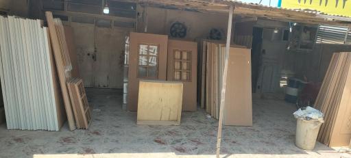 عکس آدلی درب