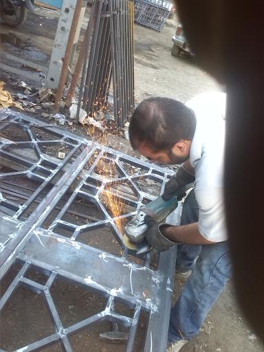 عکس کارگاه آهنگری عزیزی 