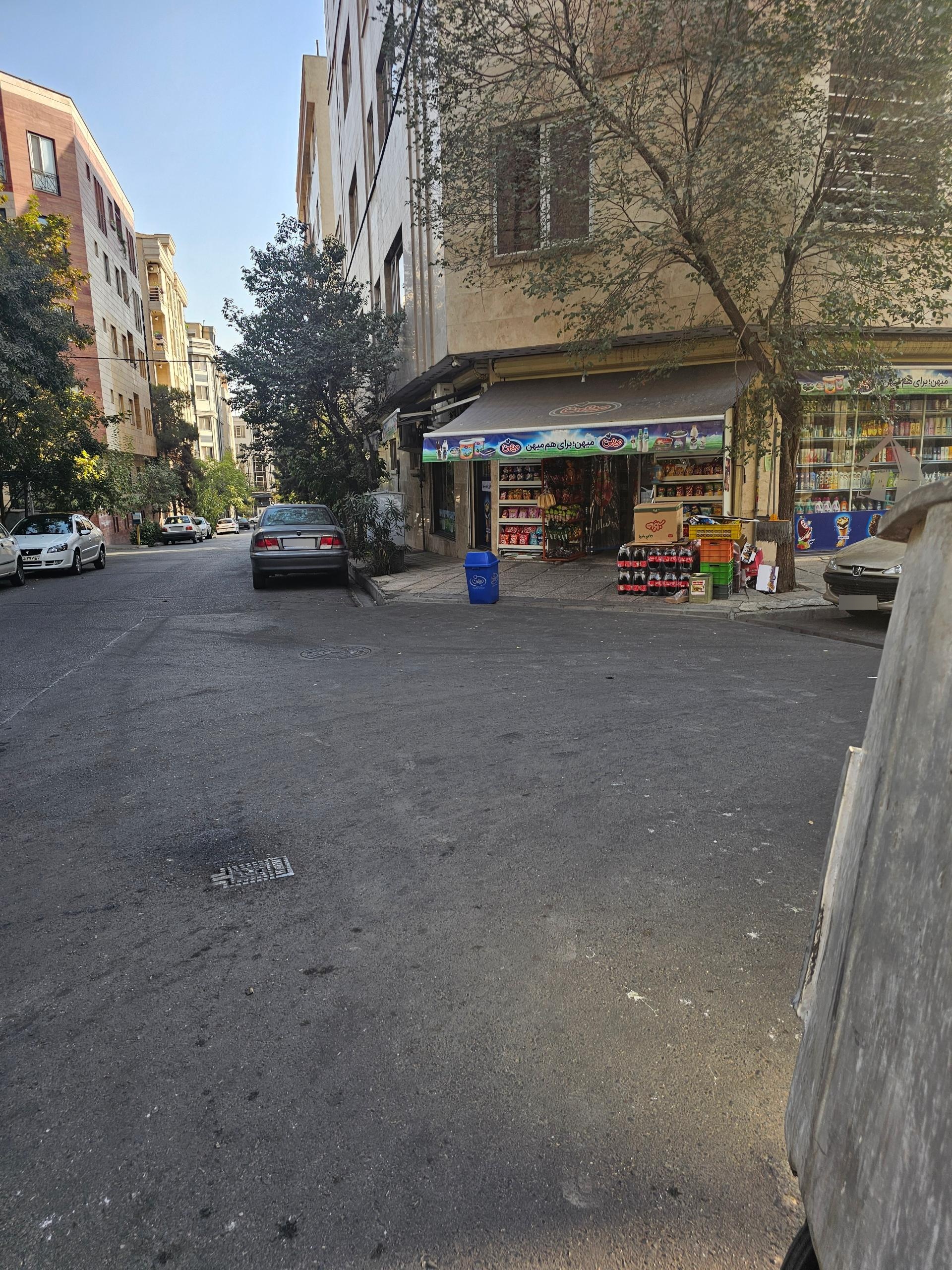 عکس سوپر مارکت شهاب