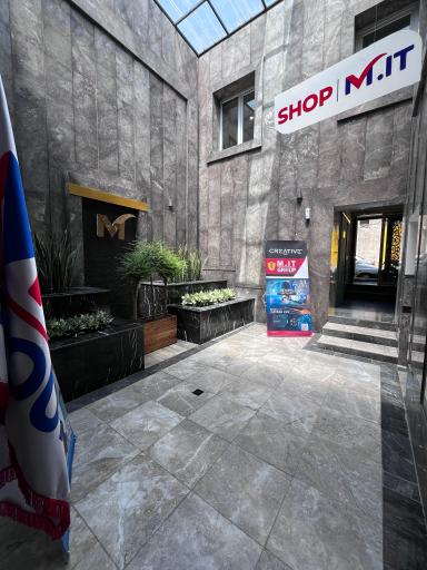 عکس انبار مرکزی M.IT