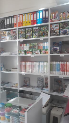 عکس نوشت افزار مداد رنگی