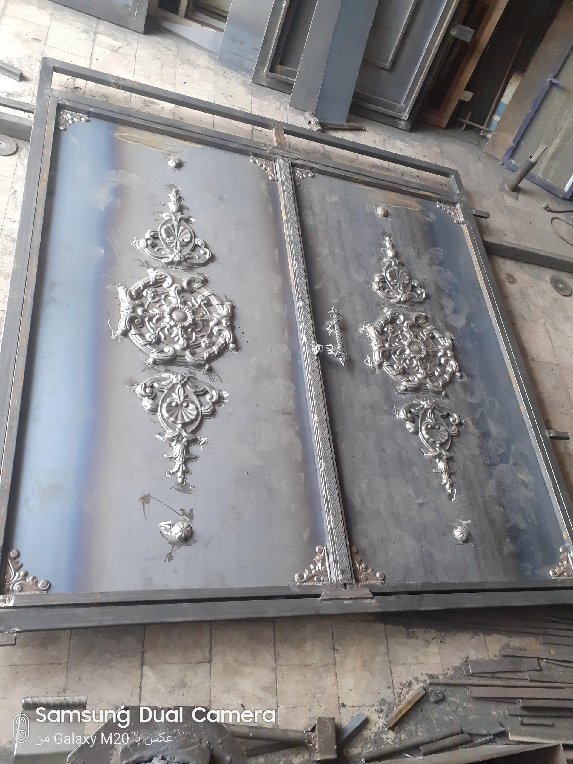 عکس درب و پنجره سازی موسوی