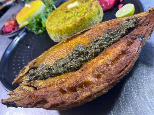 عکس سفره خانه سنتی دورهمی