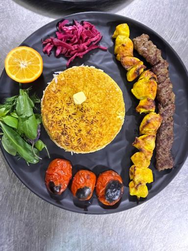 عکس سفره خانه سنتی دورهمی