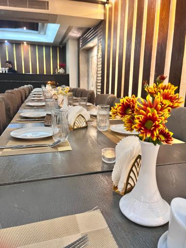 عکس کافه رستوران روچیک