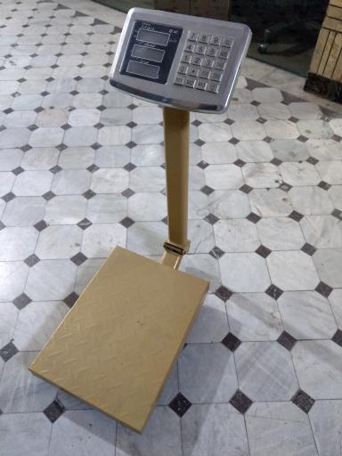 عکس ترازو و باسکول دیجیتال