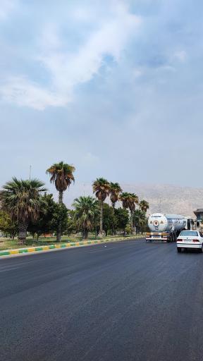 عکس میدان پتروشیمی