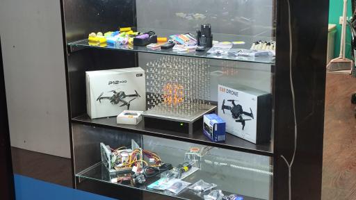 عکس تعمیرات الکترونیک ولتافیکس