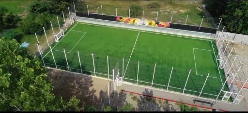 عکس مجموعه ورزشی پرواز