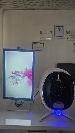 عکس دکتر فاطمه حسین پور