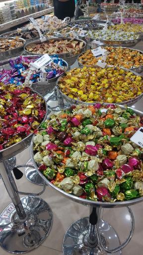 عکس سوپر مارکت و خشکبار یکتا