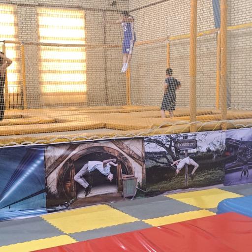 خانه ترامپولین اراک