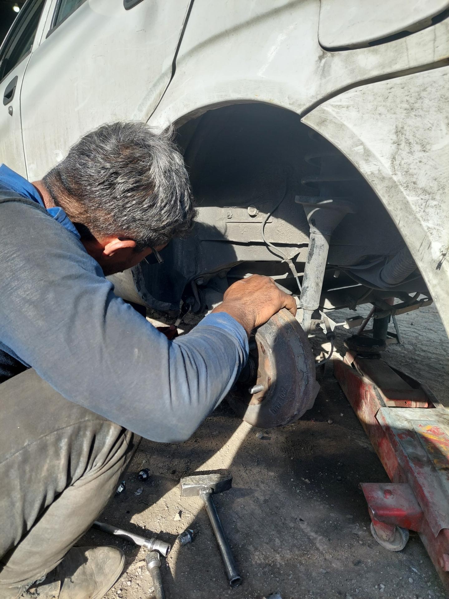 عکس آهنگری بهروز