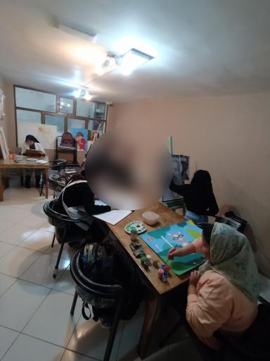 عکس آموزشگاه هنری آرپینار