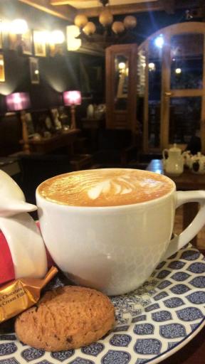 عکس کافه رمان