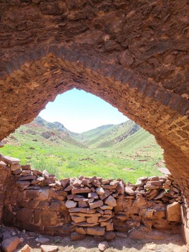 عکس بقایای کاروانسرای دوران شاه عباس صفوی