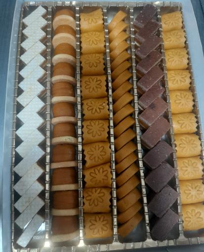 عکس تولیدی شیرینی و حلوای مجلسی الف