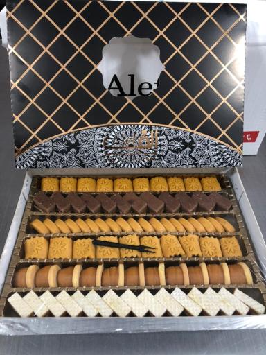 عکس تولیدی شیرینی و حلوای مجلسی الف