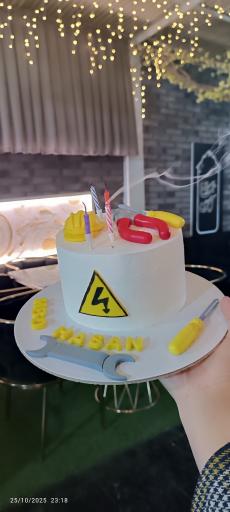 عکس کافه رستوران عمارت آجری