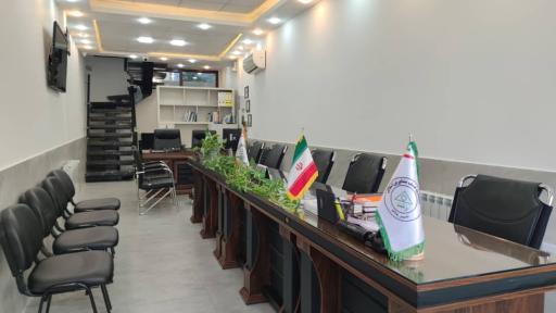 عکس دپارتمان مشاورین املاک هاشمی‌فرد 