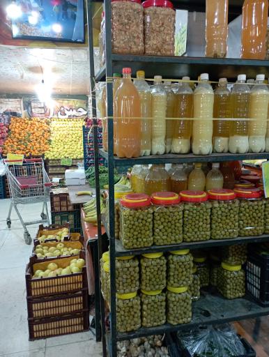 عکس فروشگاه میوه و تره بار فرشاد