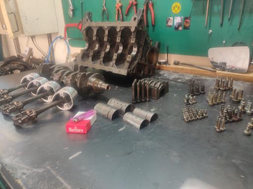 عکس اتو مکانیک غرب 