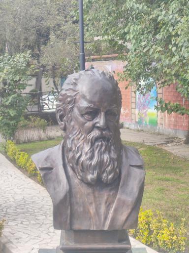 عکس آرامگاه هوشنگ ابتهاج (سایه)