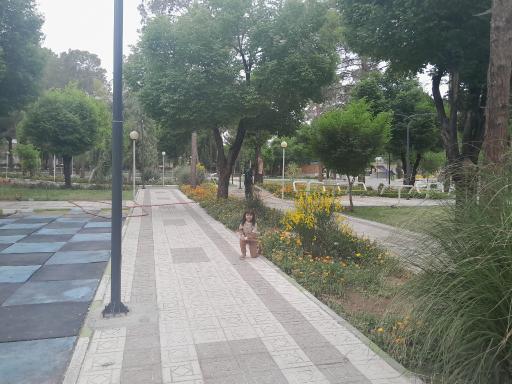 عکس بوستان جوان