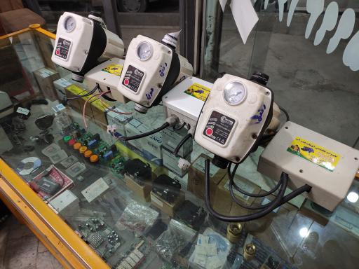 عکس تعمیرات اتوماتیک پمپ آب و سیم پیچی