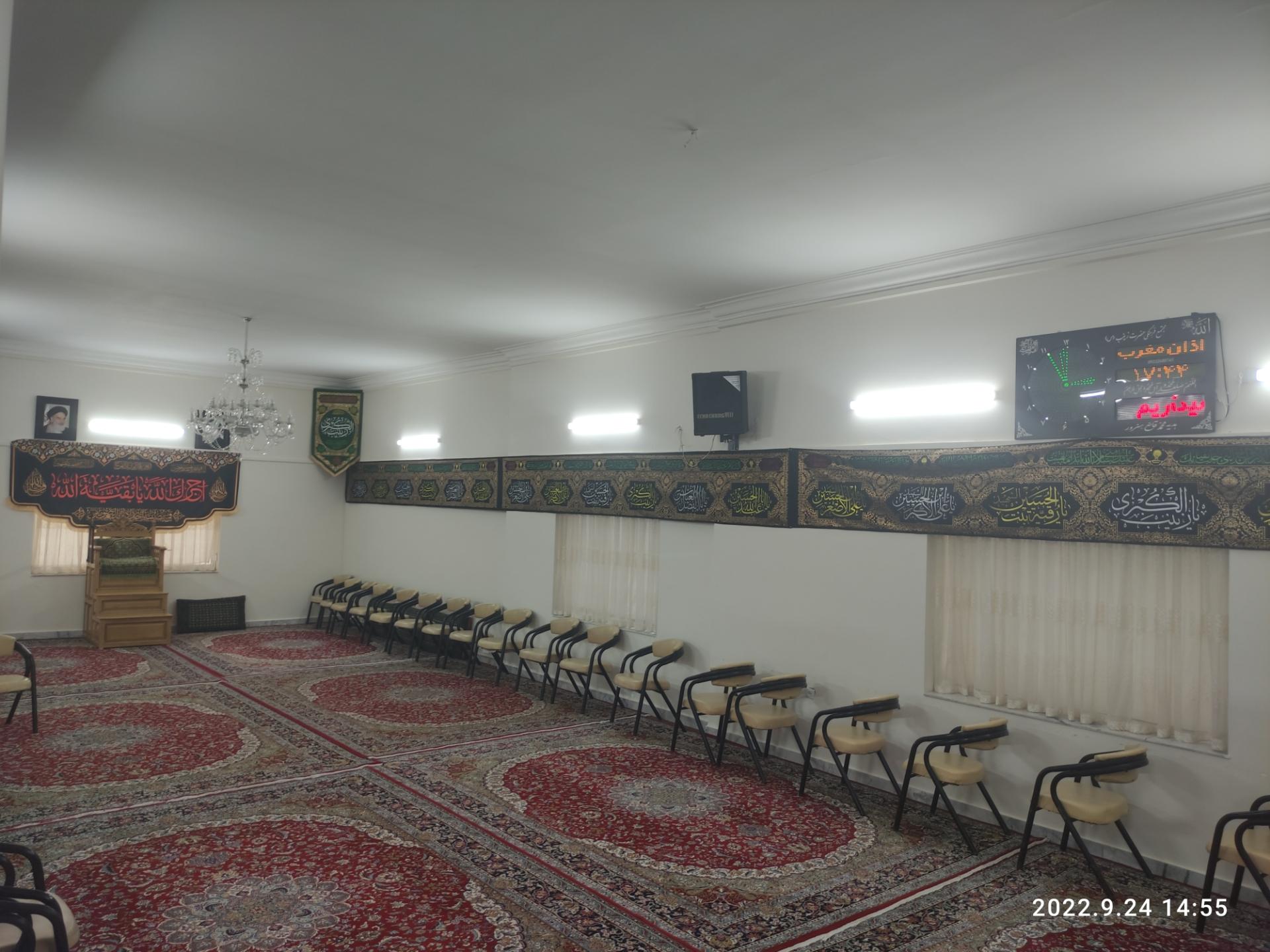 عکس حسینیه و مجتمع فرهنگی حضرت زینب (س)