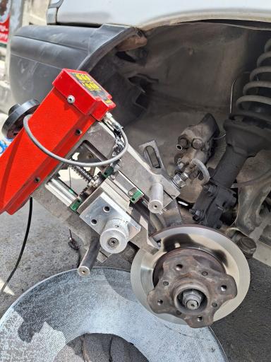 عکس تراش دیسک ترمز درجا (تکنیک)