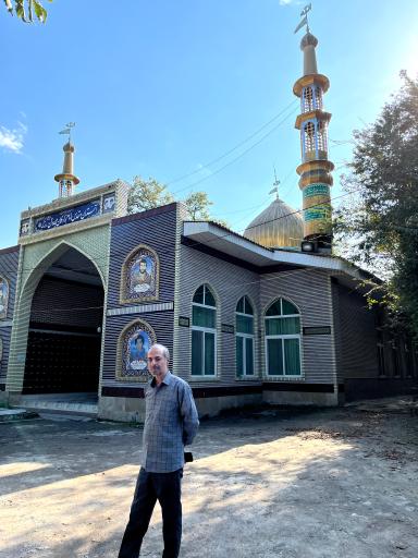 عکس امامزاده 18 تن