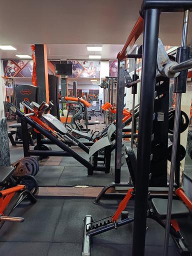 عکس باشگاه ورزشی تندر