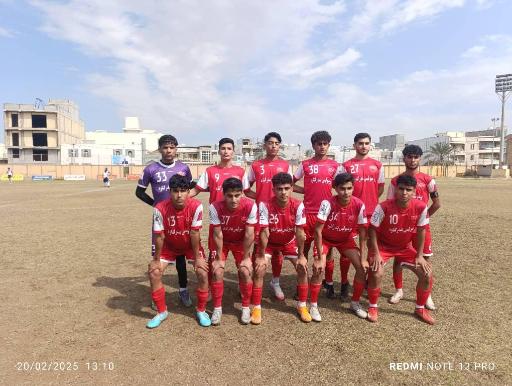 عکس زمین چمن استادیوم شهید سراجی