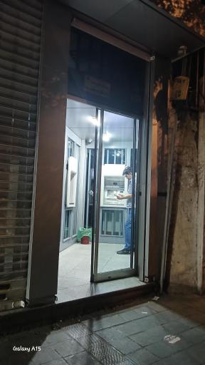 عکس خودپرداز بانک پارسیان 