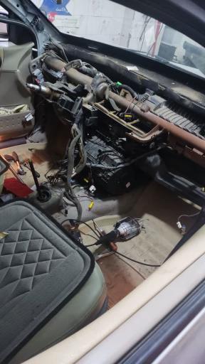 عکس الکترو باطری حسین (خدمات برق،کولر،باطری)