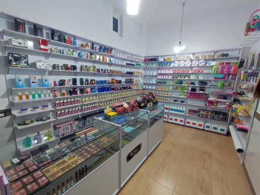 عکس فروشگاه لوازم آرایشی و بهداشتی جیهان