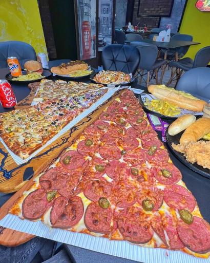 عکس فست فود تنورک