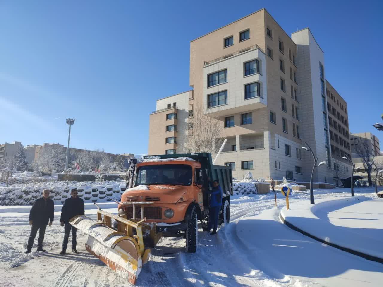 عکس ستاد دانشگاه علوم پزشکی 