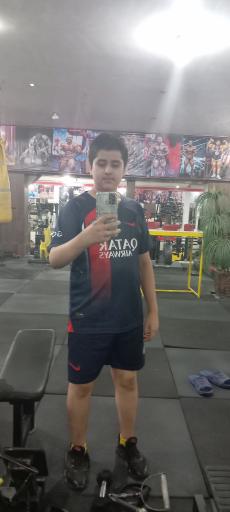 عکس باشگاه بدنسازی امید