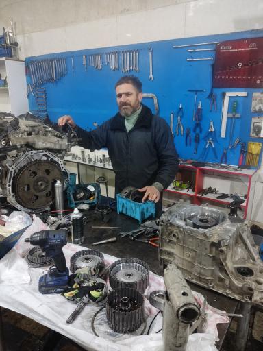 عکس بهترین تعمیرگاه خودرو آمریکایی چینی کره ای فرانسه ژاپن .....