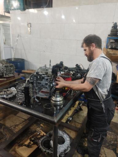 عکس بهترین تعمیرگاه خودرو آمریکایی چینی کره ای فرانسه ژاپن .....