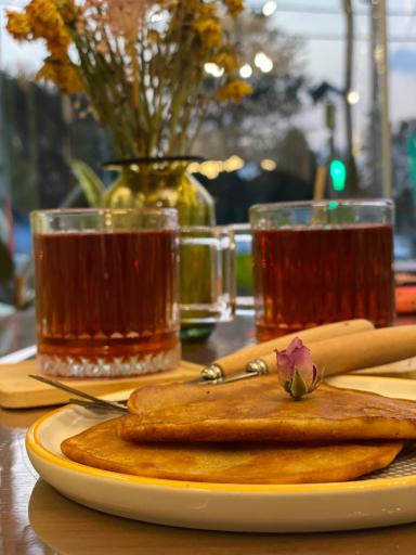 عکس کافه صبحانه تی دلنشین 