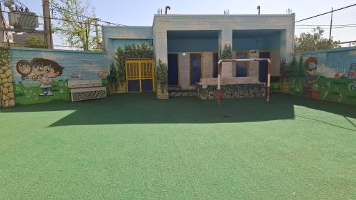 عکس مجتمع آموزشی غیردولتی  هادی