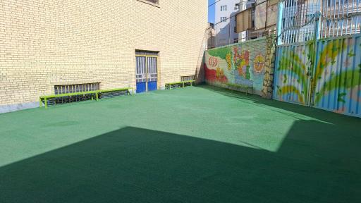 عکس مجتمع آموزشی غیردولتی  هادی